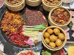 -卤校长重庆火锅(恒隆广场店)