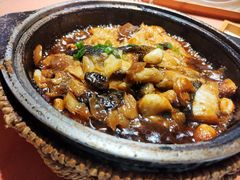 双合砂锅碟鱼头-双合园·海鲜水饺青岛菜(万佳广场店)