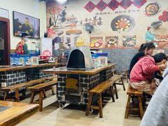 大堂-炮爷东北铁锅炖(棠安路店)