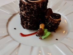 招牌树根蛋糕-莫斯科餐厅