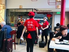 大堂-百事佳烧鸭牛腩(上海虹桥站店)