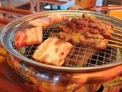 -叽叽扎扎烤肉场(生态城万达店)
