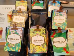 -星巴克臻选(上海合生汇1F店)