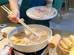 -茶港·点心·啫啫煲(江夏中百店)