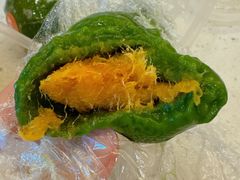 新雅咸蛋黄肉松青团-新雅粤菜馆(南京东路店)