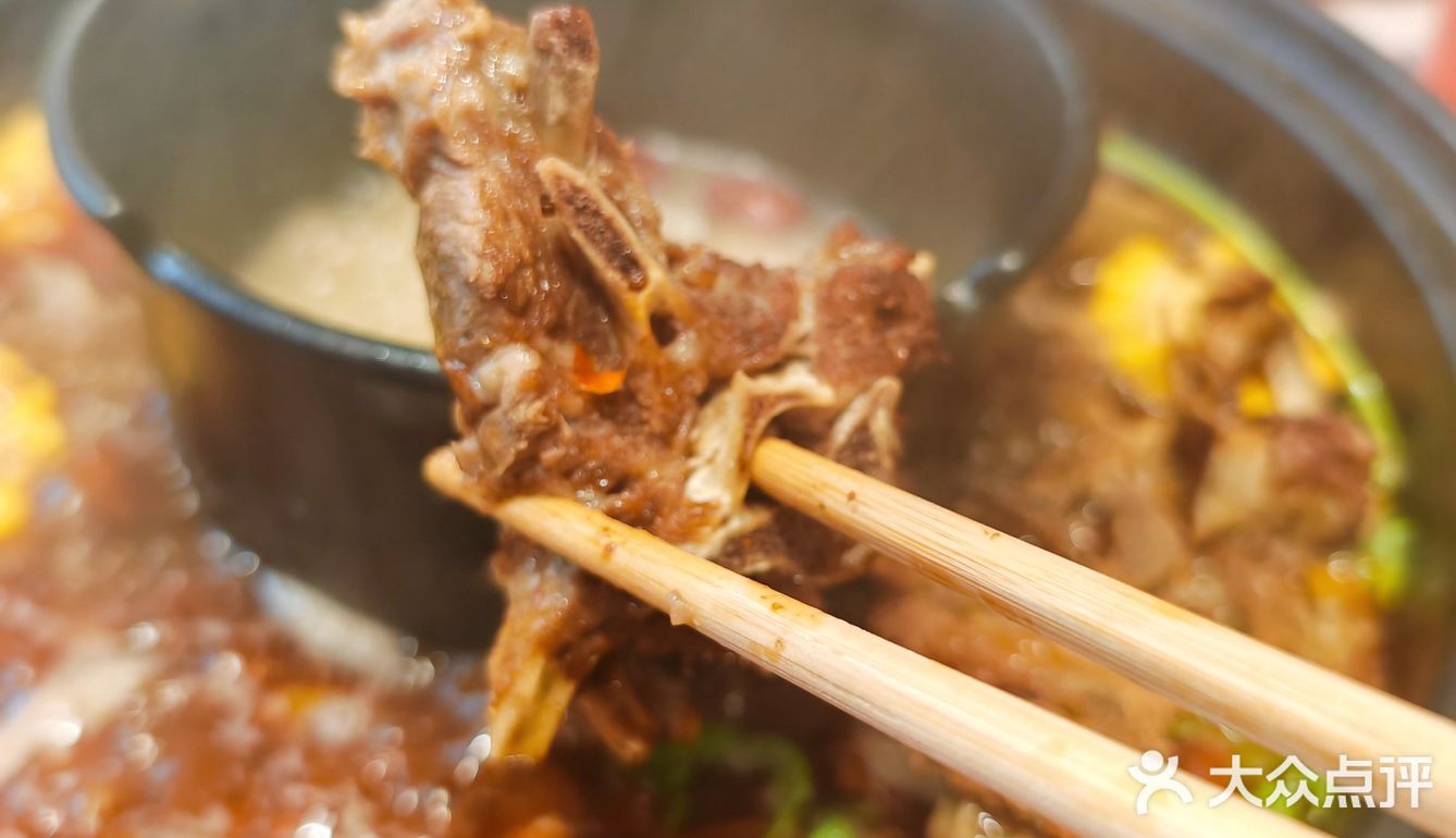 大块“羊蝎子”，馋死人[惊叹][惊叹]