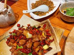 -滇香肴·云南菜蒸汽石锅鱼(云南北路店)