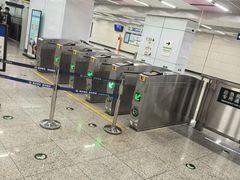 -白石桥南(地铁站)