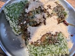 -成都你六姐·牛肉冒菜(上海环宇荟店)