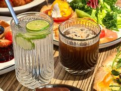 -Common Table · Brunch & Coffee
