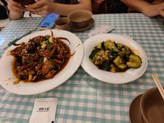 -捌贰虾蟹·江湖菜馆(江汉路店)