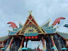 -七彩云南欢乐世界