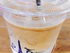 拿铁-巴黎贝甜(大宁国际商业广场店)