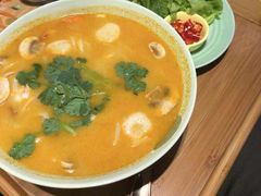 -越弥越南传统美食馆