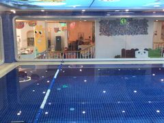 -戊辰亲子游泳俱乐部