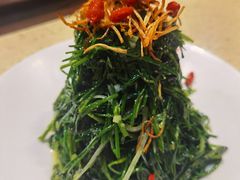 红柳枝凉菜第一道-红柳枝滩羊烧烤·银川非遗