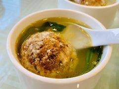 蟹粉狮子头-怡园饭店-餐厅(四望亭店)