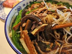 -镇南锅盖面馆(解放路店)