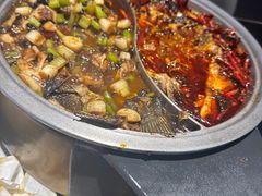 -辣尚瘾·烤鱼·新川菜(牡丹园直营店)