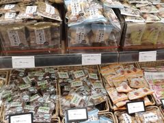 -来伊份(仙霞路二店)