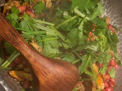 -吃饭皇帝大土家民族菜(正大广场店)