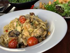 -12 Rocks Beach Bar Cafe