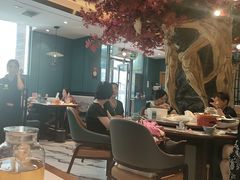 -老周家酱卤猪蹄私房菜(克拉玛依西街店)