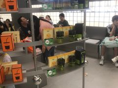 -沪上阿姨·臻选茶饮(上海环球港店)