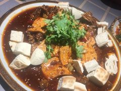 -六福烧烤酒馆(秦隆步行街店)