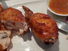 鲜虾胶酿脆皮鸡翅-港丽餐厅(高德置地店)