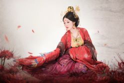 -九月鹰飞汉服摄影工作室