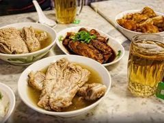 -大树下海鲜饭店