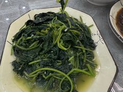 -银峰农庄·特色烧鸡·鲜无花果浸鸡