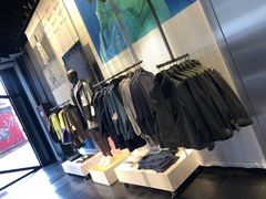 -NIKE品牌体验店(南京东路店)