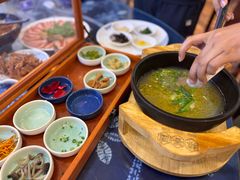 -桥香园过桥米线(国贸店)