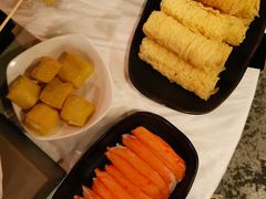 -鲜入围煮花胶鸡海鲜火锅