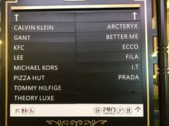 -王府井奥莱临潼小镇(临潼店)