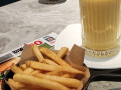 -必胜客餐厅(昆百大泰业城店)