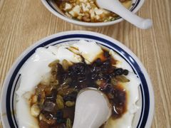 -正南齐北·老街糯米团(洪崖洞店)
