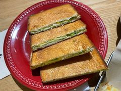 咖椰吐司-HELLO 27 意面·沙拉·帕尼尼