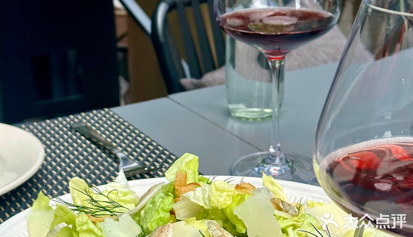 T骨牛排还不错，不过建议早点去！！！