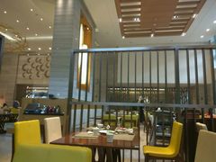 -月色西餐厅·海鲜刺身·烧烤(科学城保利郡雅酒店)