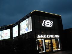 -SKECHERS 斯凯奇(上海国际时尚中心店)