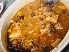 -红井路游艺炖锅·音乐餐吧(十渡店)