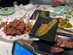 -嗨辣小聚·盘锦河蟹·海鲜烧烤龙虾(盘锦十年好店)