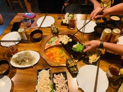 -江湖餐厅–重庆九宫格老火锅