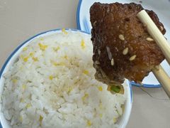 -老码头黑皮肘子锅包肉(文政街店)