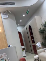 -进巍美甲美睫店