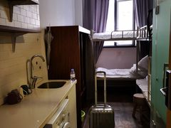 -魔方公寓青年社区(恒丰路店)