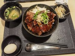-難波肉劇場